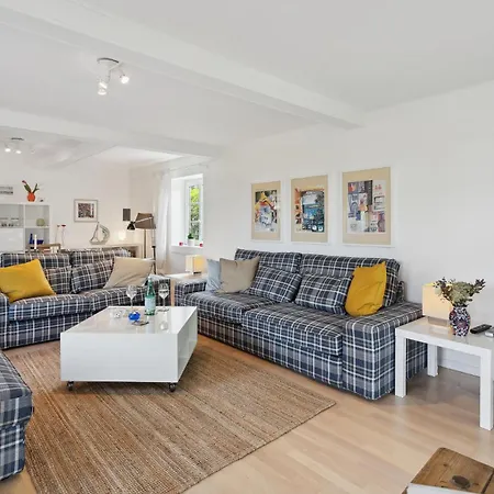Three-bedroom In Sydals * Kongshoved