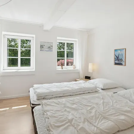 Three-bedroom In Sydals Feriehus