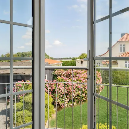 Feriehus Three-bedroom In Sydals